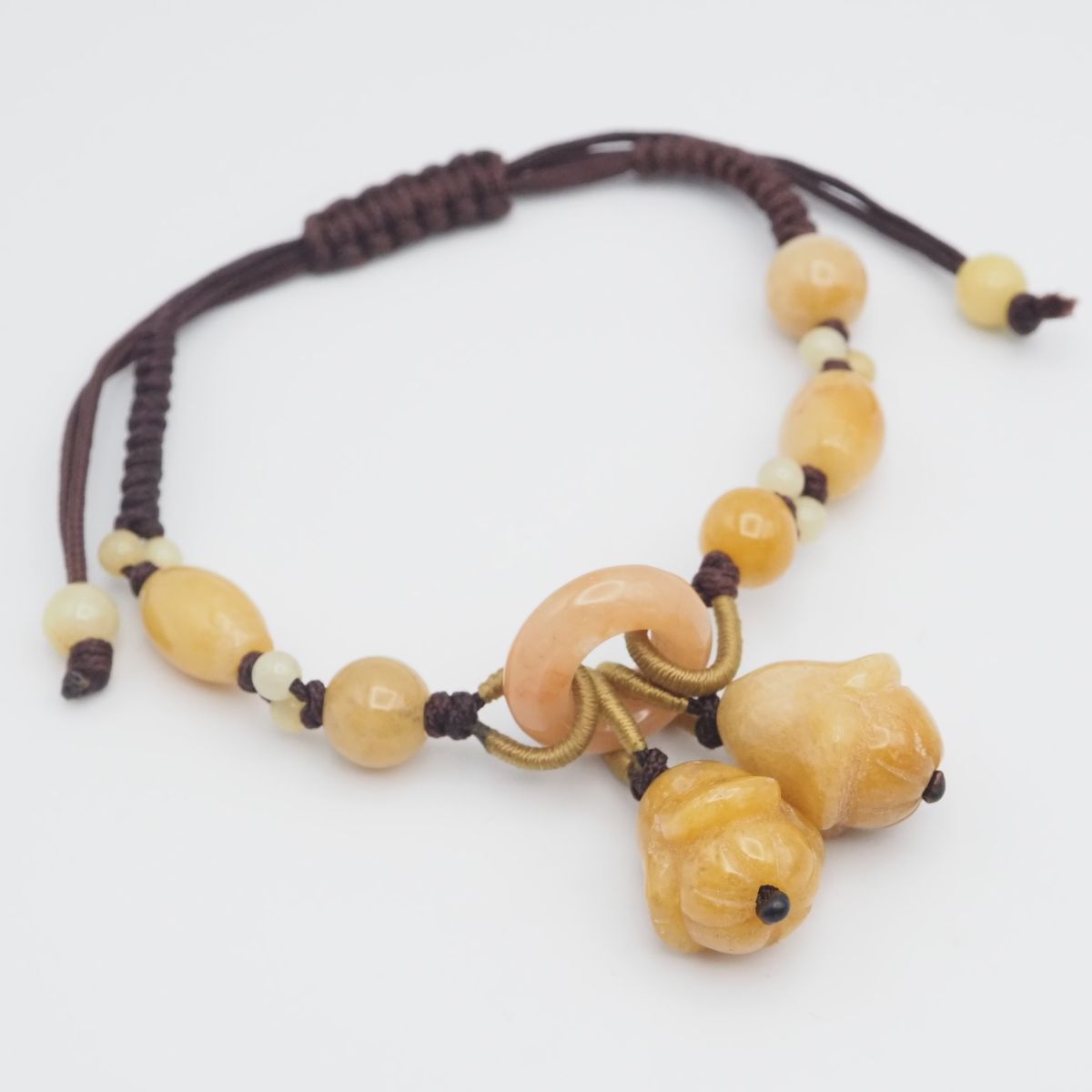 H524 黄翡翠 ヒスイ ブレスレット 花彫刻 紐 デザイン アンティーク