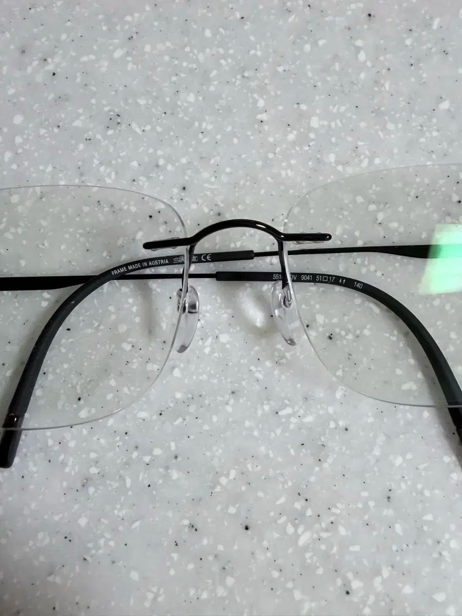 シルエット イ ジェヨン メガネフレーム Silhouette フチなし チタン メガネ