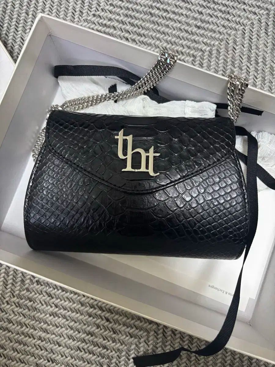 スリータイムズ ミニムーンバッグ