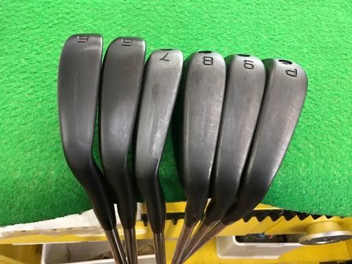 【中古】 コブラ KING FORGED TECx(2023) BLACK 6S アイアンセット IR 純正特注シャフト (フレックスR) メンズ 男性用 右利き 右用 Cランク ゴルフクラブ