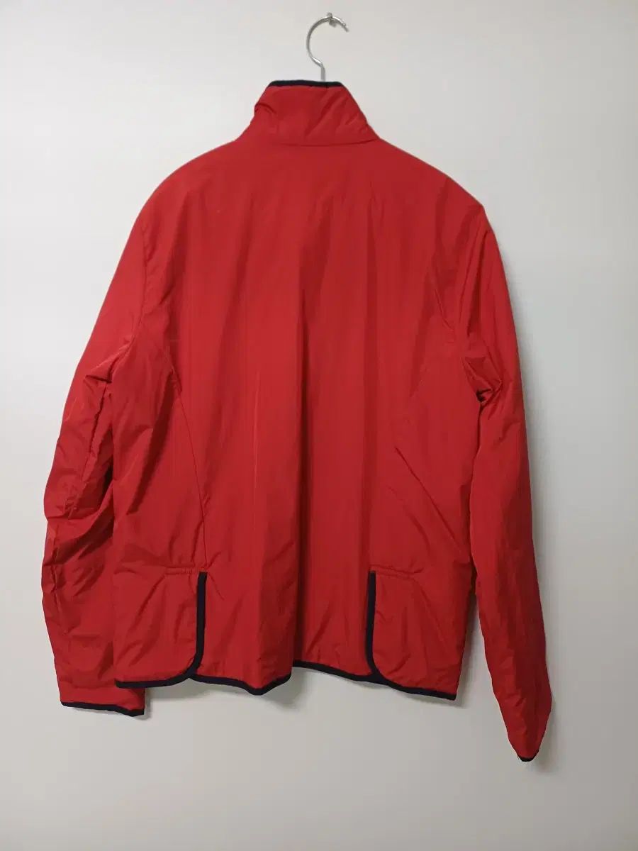 トミーヒルフィガー