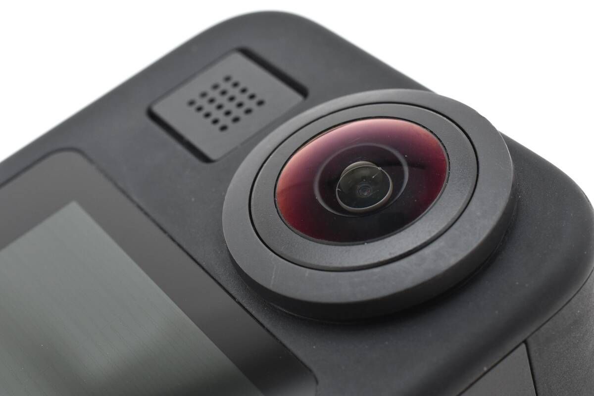 360度アクションカメラ