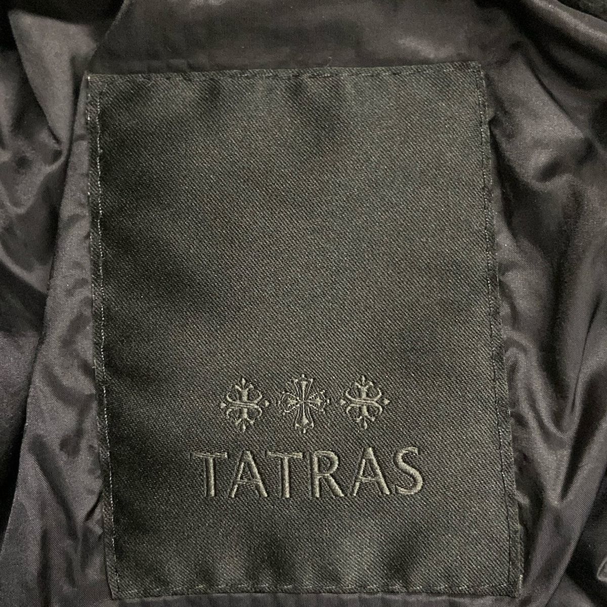 タトラス ダウンコート