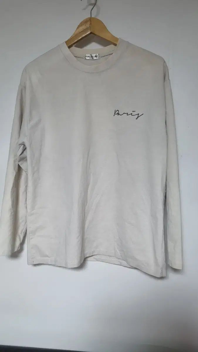 ADLV 長袖Tシャツ