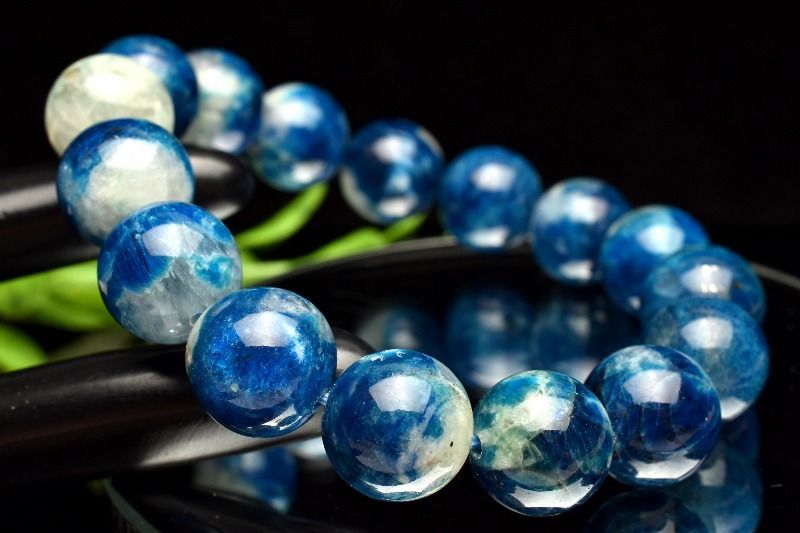 １点物 発光鉱物 ブルーハックマナイトシリカ 13mm ブレスレット パワーストーン 天然石 _MC158 NEXPOTALLINN_EU