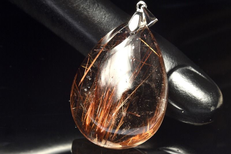 １点物 シルバー925 高発色 ブロンズルチルクォーツ 32x24mm ドロップ ペンダントトップ パワーストーン 天然石 _PC6720