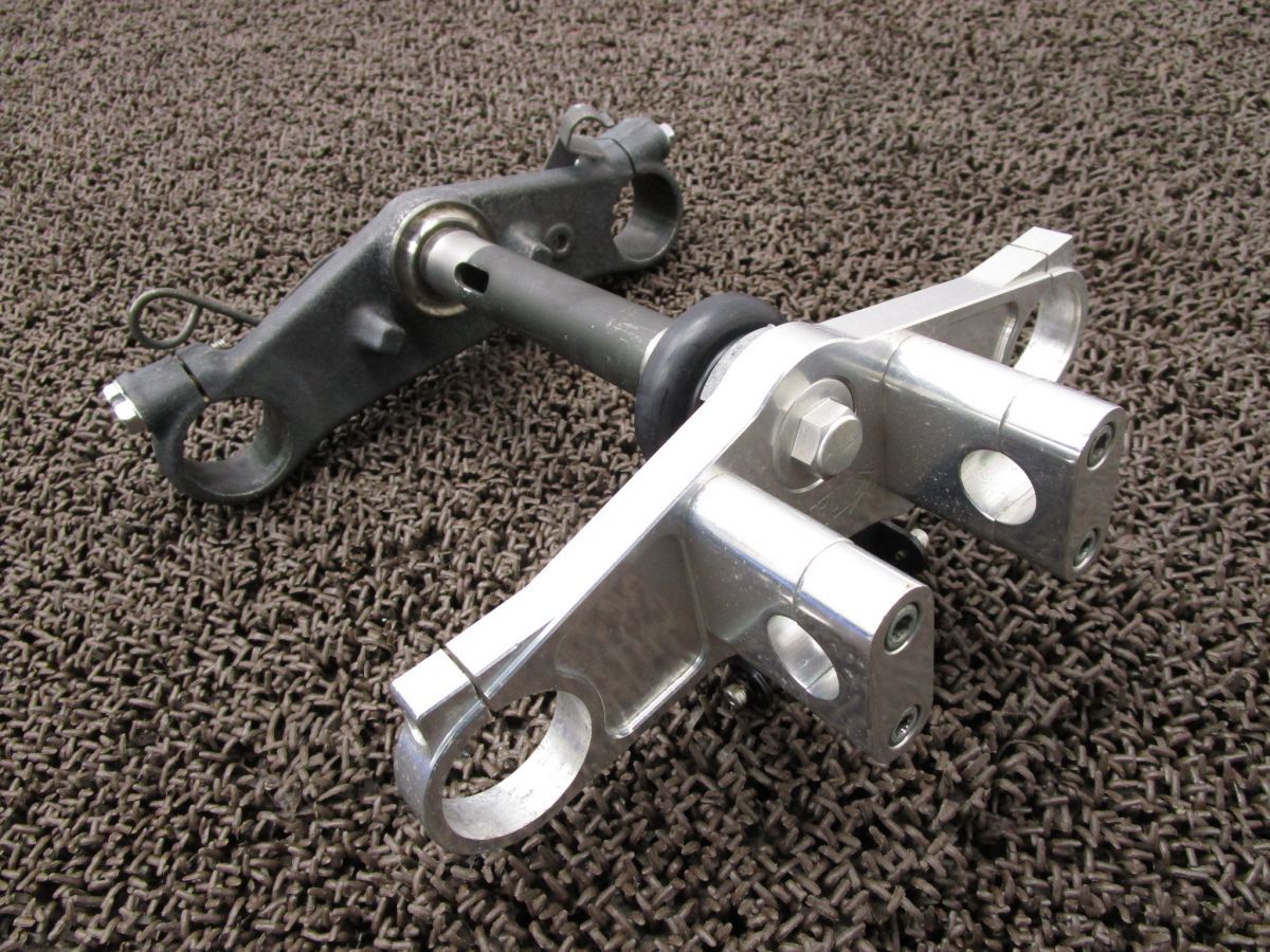 ストリートマジック2 110 倒立 KITACO トップブリッジ A7418 ステムCF12A スズキ F131 StreetMagic キャブ車 12V