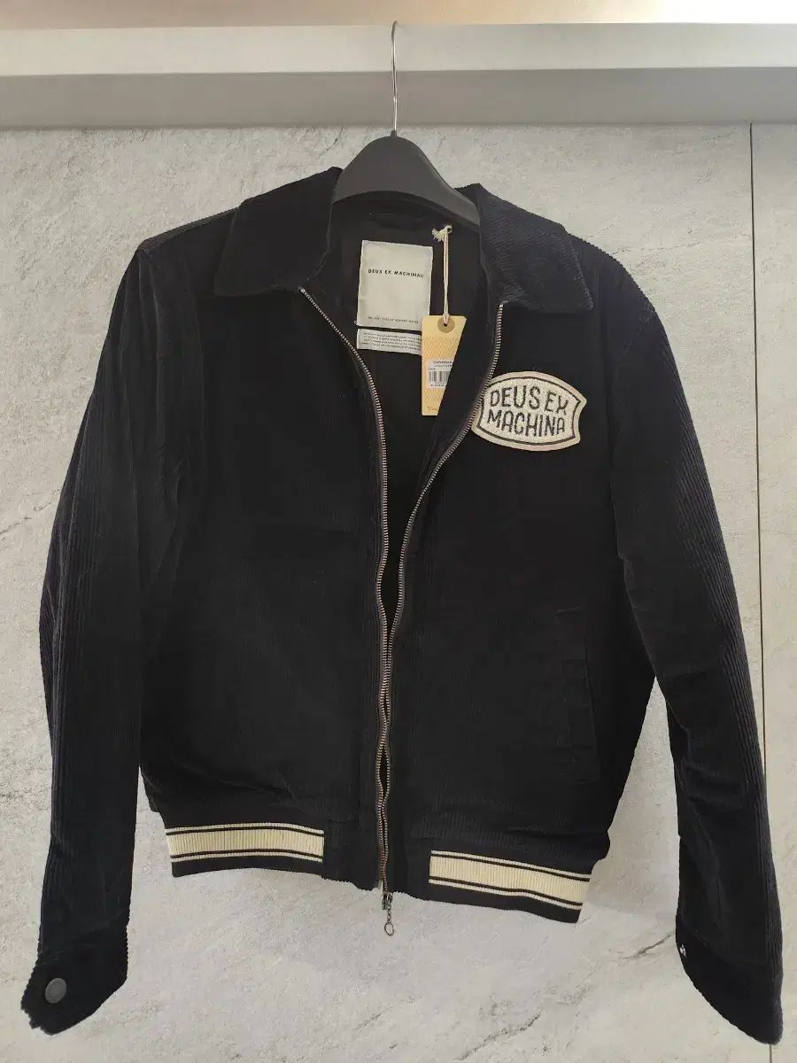 DEUS EX MACHINA デウスエクスマキナ 春 ブルゾン Lサイズ 収納ボックス