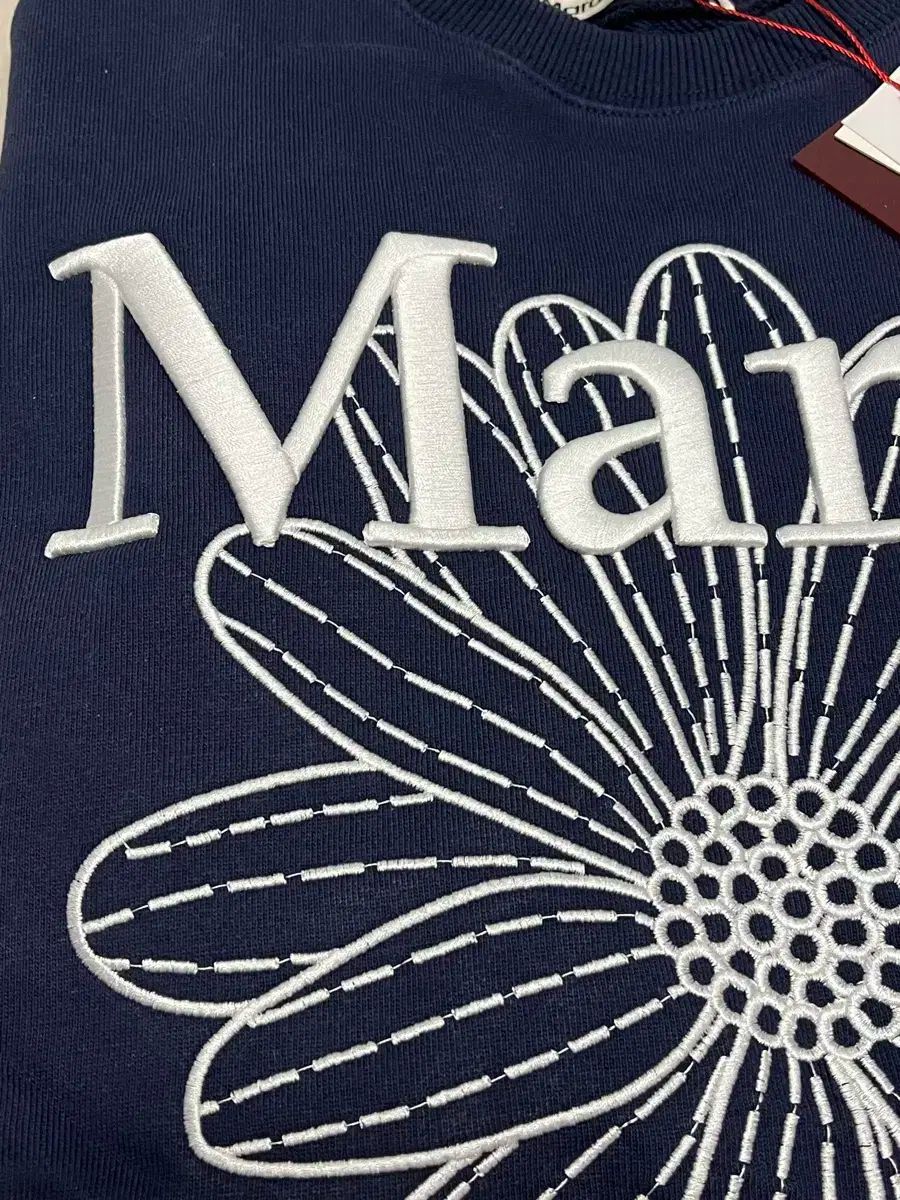 刺繍 スウェット