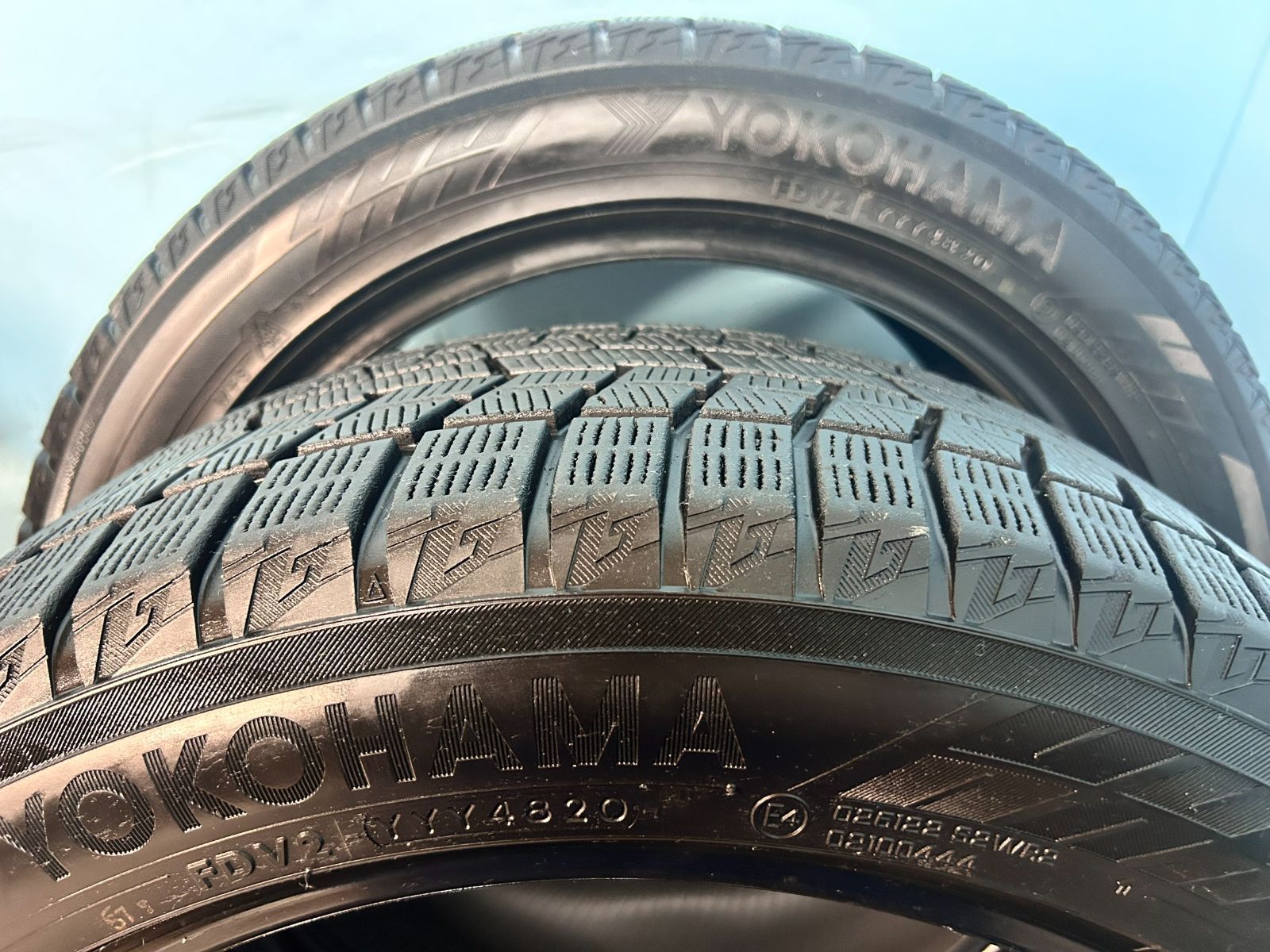 215 50 R 18 iG 60 スタッドレス iceGUARD 18インチ ４本セット No 10 18インチ スタッドレス タイヤ