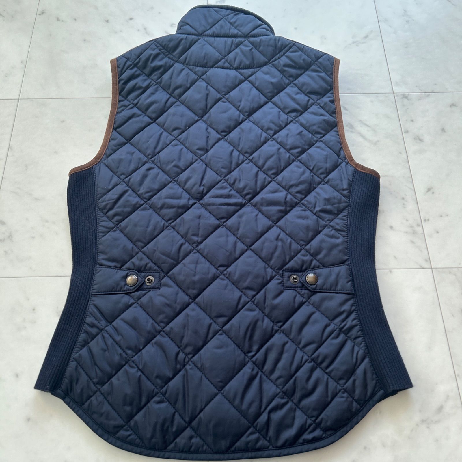 ネイビー ダウンベスト