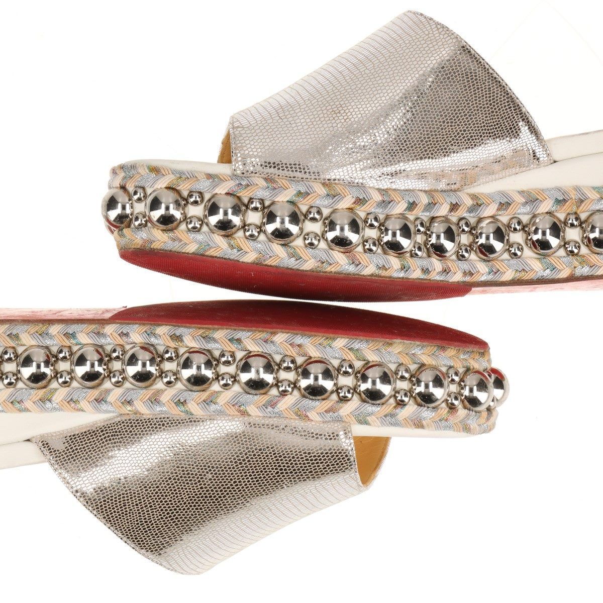 スタッズ レザー