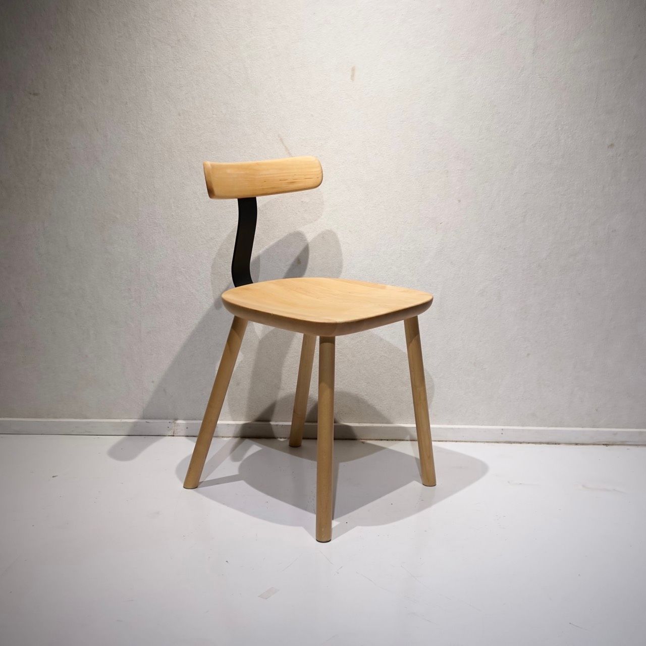 maruni マルニ木工 MARUNI COLLECTION マルニ T-O T1チェア ダイニングチェア アームレス チェア 椅子 オーク材 木製 ナチュラル モダン 北欧 MARWIL-DEMENAGEMENTS_CH