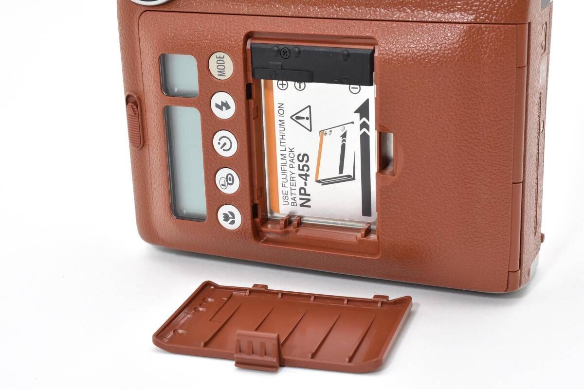 富士フイルム instax mini 90 NEO CLASSIC フィルムカメラ L 15 6972