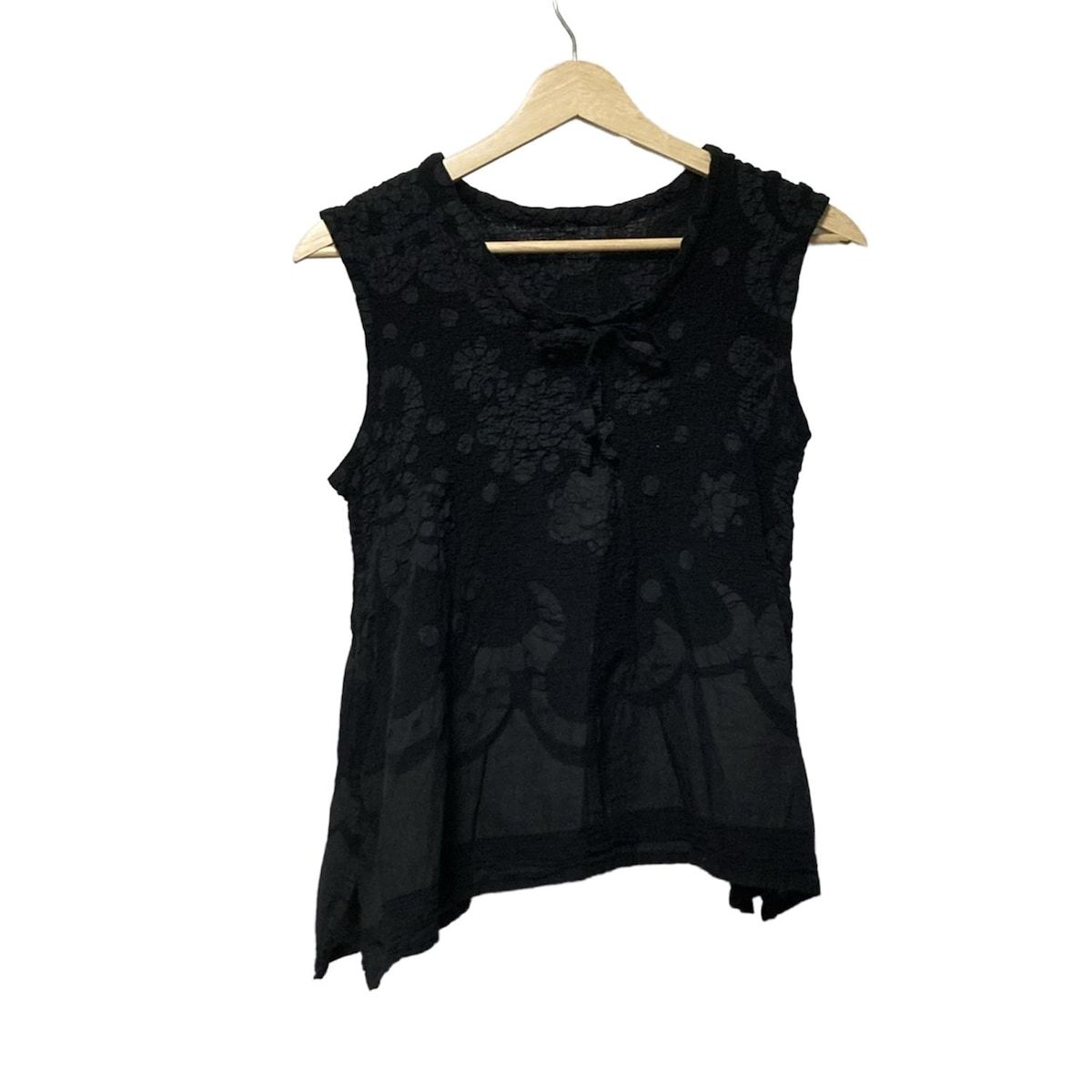 me ISSEY MIYAKE ミー イッセイミヤケ ノースリーブカットソー レディース - 黒×ダークグレー クルーネック シワ加工 花柄 ドット柄