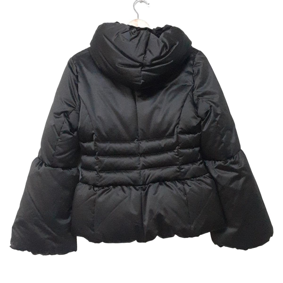 TO BE CHIC トゥービーシック ダウンジャケット サイズ40 M レディース - 黒 長袖 冬