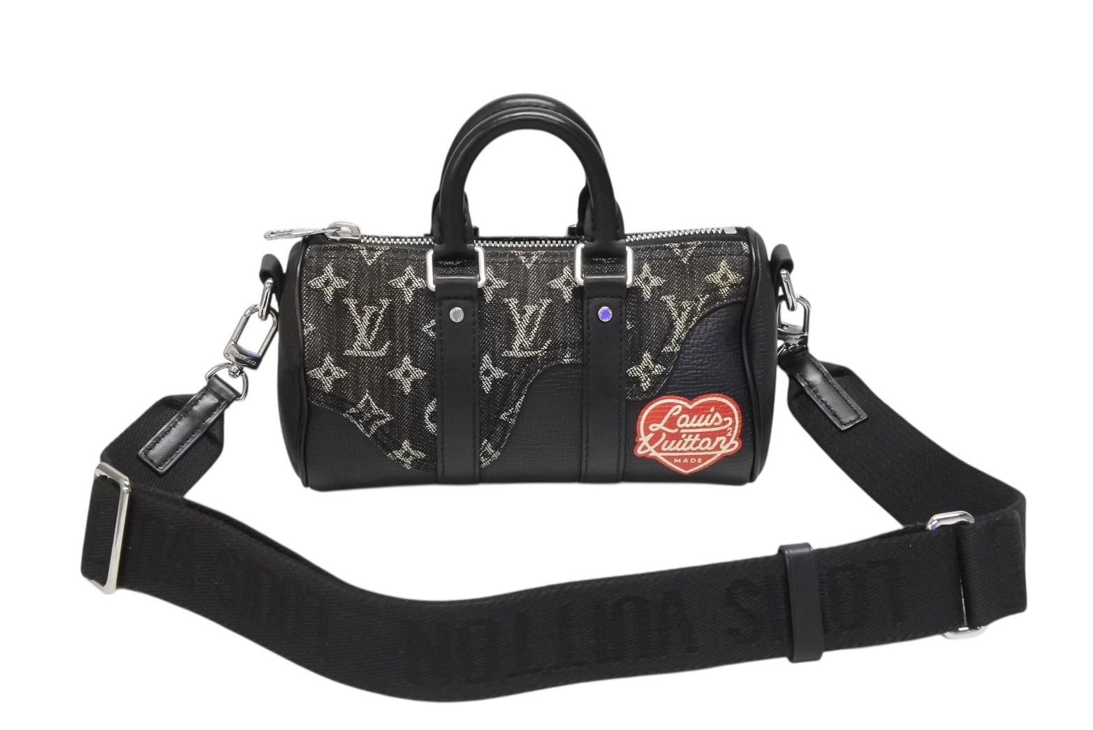 LOUIS VUITTON ルイヴィトン × NIGO コラボ キーポルXS ハンドバッグ ストラップ付 M81010 ブラック モノグラム ドリップ 4b008845