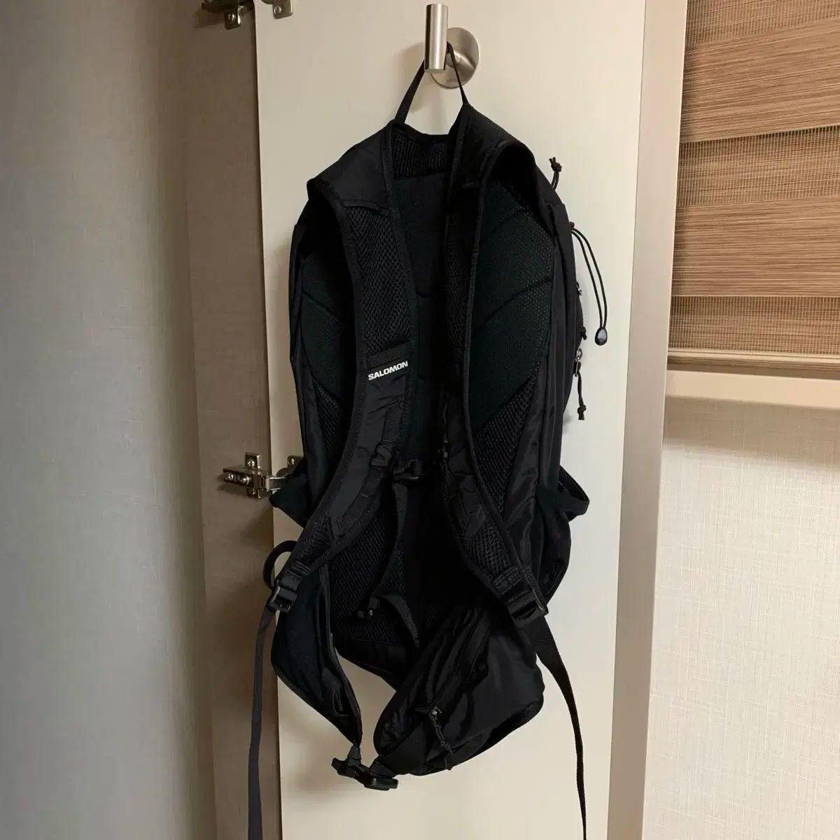 実際に着用 1回 SALOMON サロモン 20 バックパック ブラック