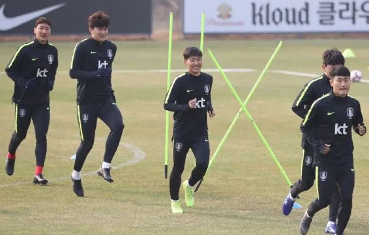 韓国国家代表シールドトップス