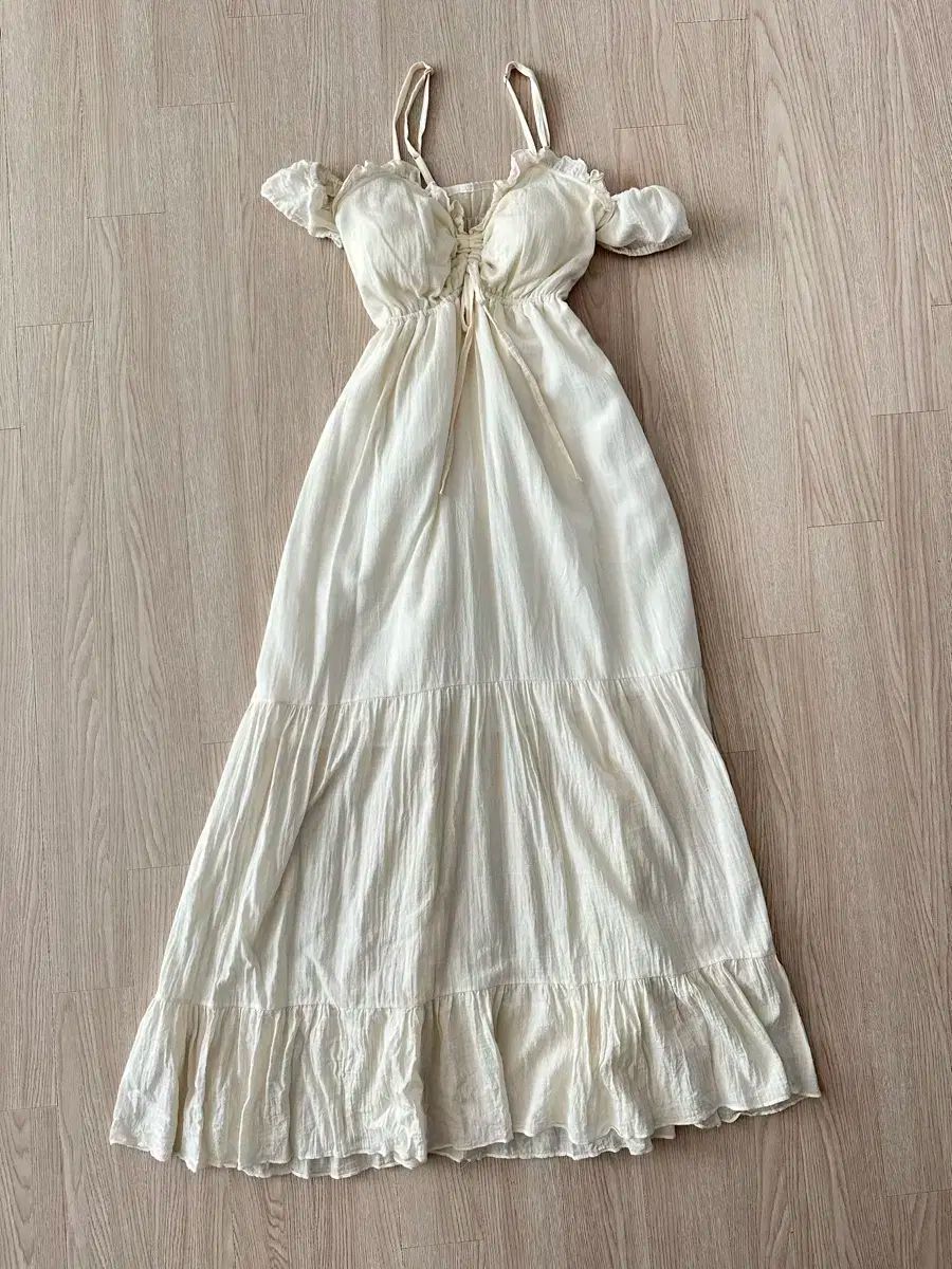 フリルオフショルダー ロング丈ワンピース サイズ Free!