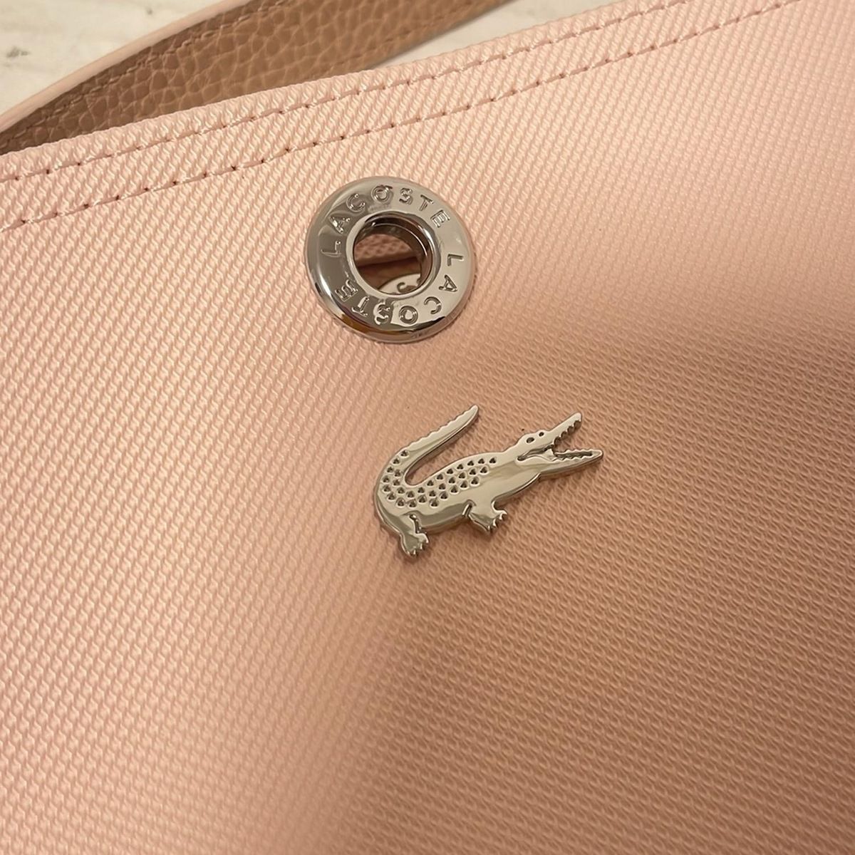 ショルダーバッグ -