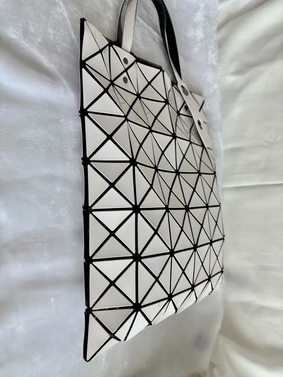 バオバオイッセイミヤケ 白 トートバッグ