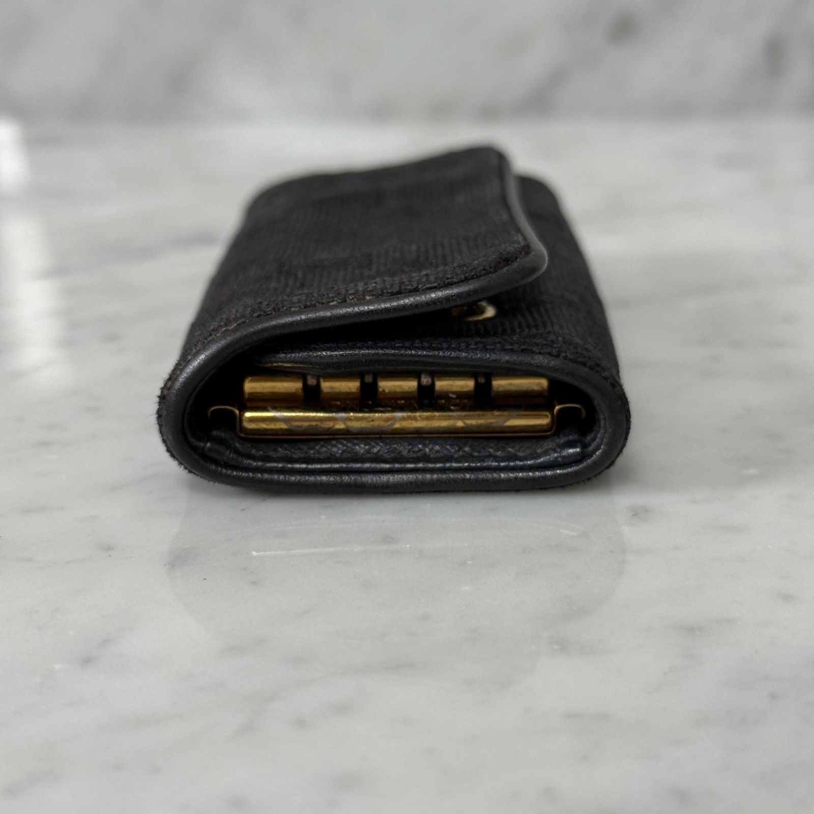 ミュルティクレ4 ブラック