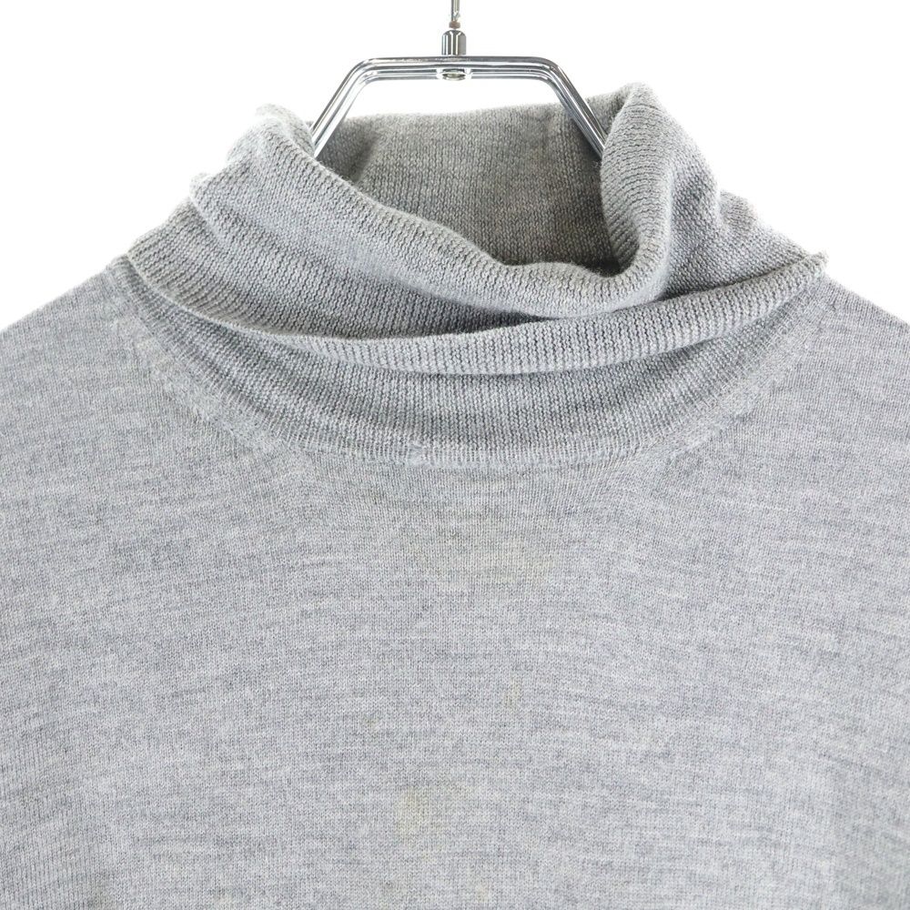 Cruciani (クルチアーニ) イタリア製 タートルネック ウールニット