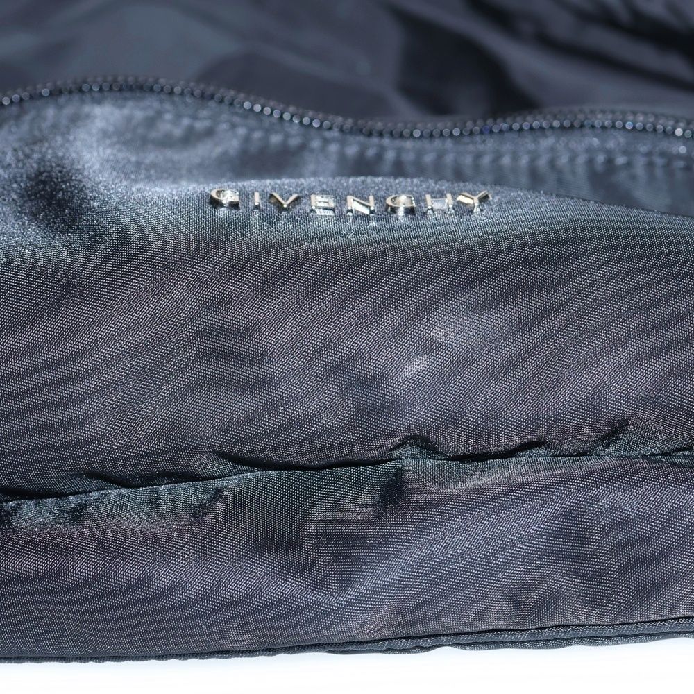 ジバンシィ U BUMBAG IN NYLON ボディバック ブラック 001