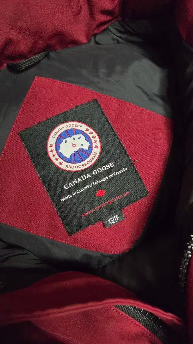 Canada Goose カナダグース チリワック バーガンディ