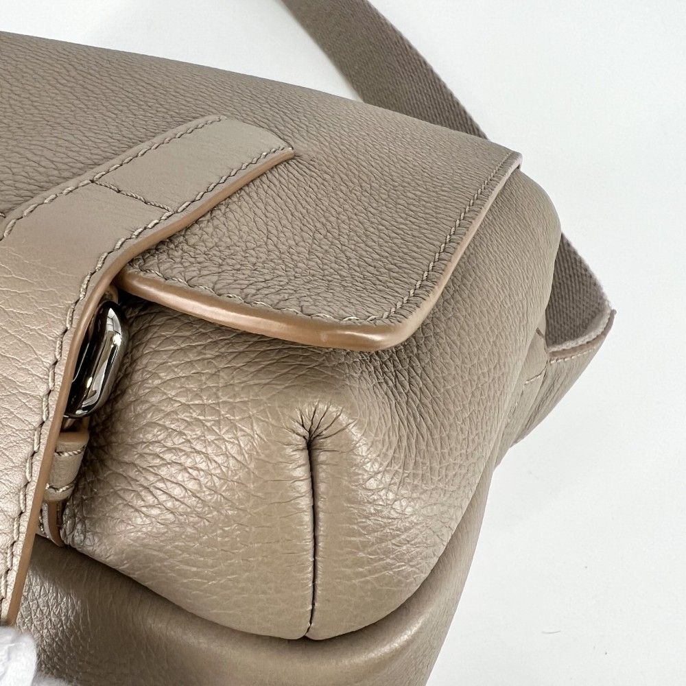 ショルダーバッグ メンズ