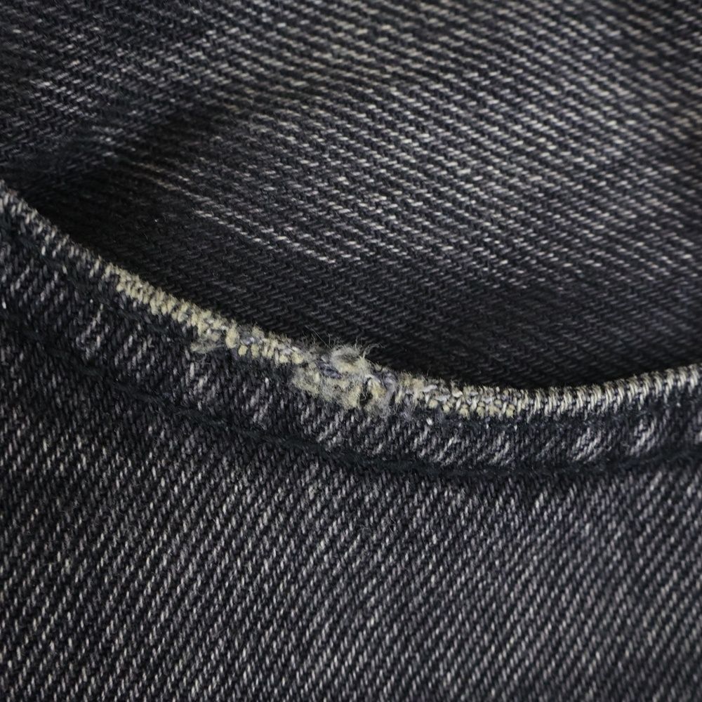 ボタンフライ デニムパンツ