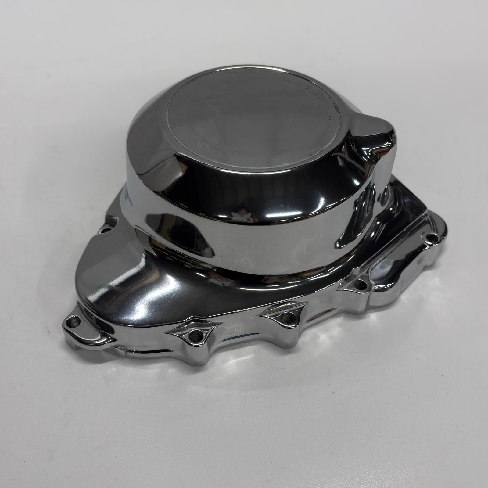 ダイナモカバー バレル研磨仕上げ