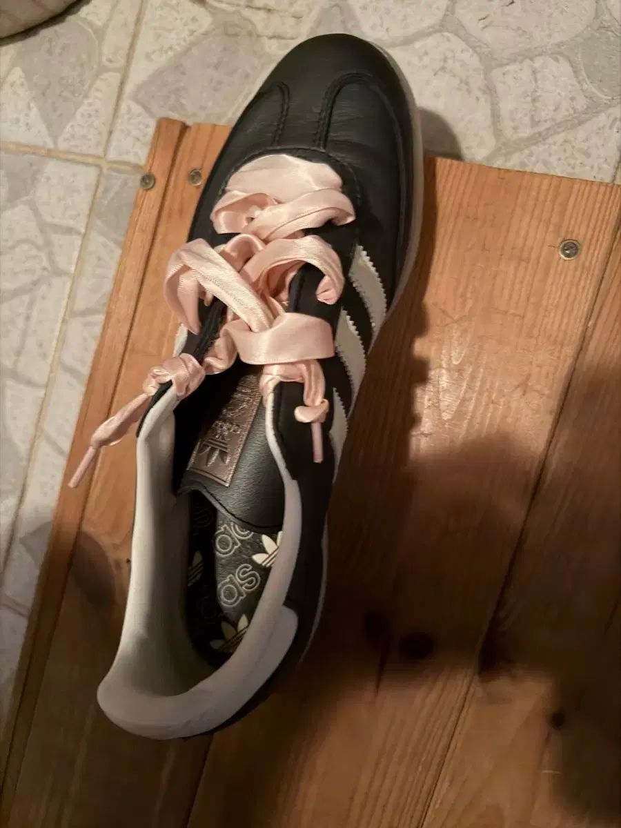 アディダス サンバ OG コアブラック オフホワイト