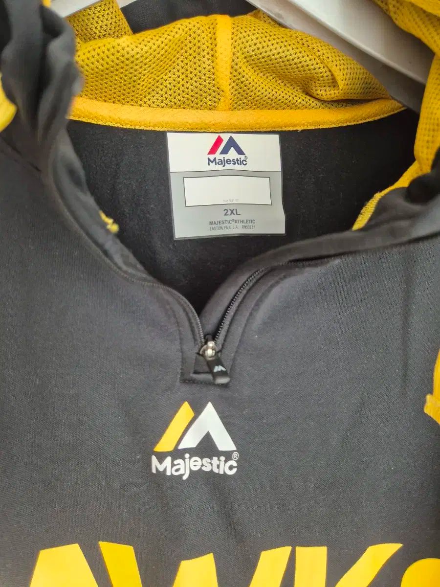 NPB 日本野球 ソフトバンクホークス 支給品 選手用 冬 フード ジップアップ