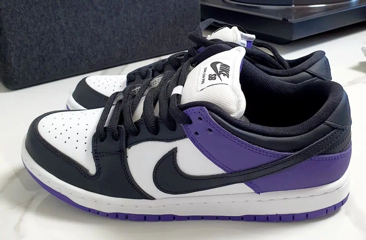 ナイキ SB ダンク ロー プロコート パープル BQ 6817 500