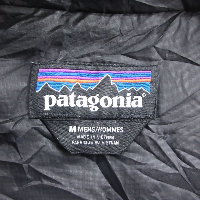  M 古着 パタゴニア patagonia ナノ パフ ベスト メンズ ワンポイントロゴ トロピカーナ プリマロフト 黒 ブラック spe 25 nov 04 アウタ ベスト ジレ ベスト ジレ ビスチェ