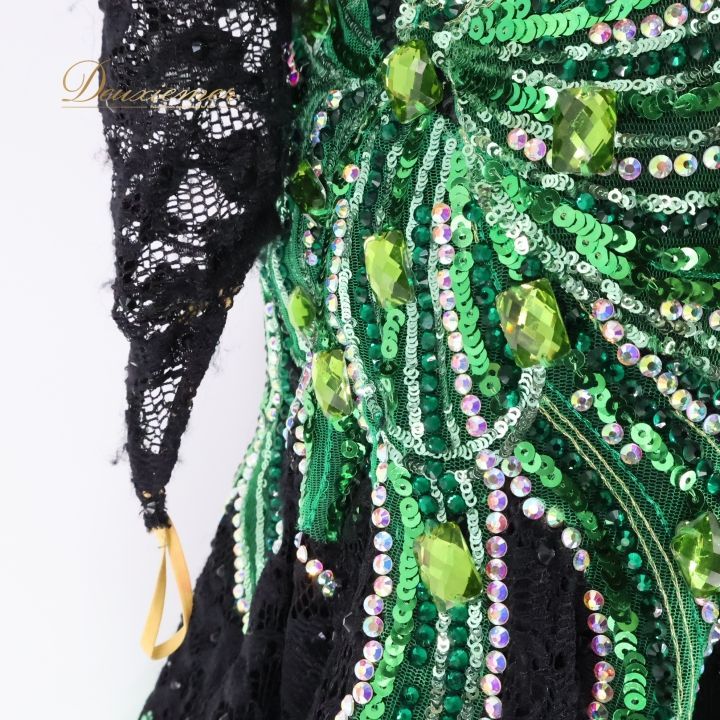 社交ダンス 衣装