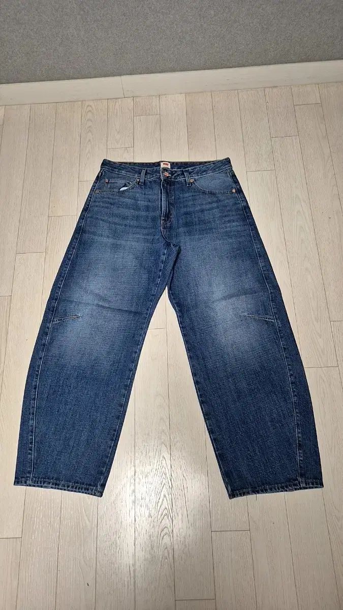 リーバイス バギー バレルフィット インディゴデニム 32サイズ