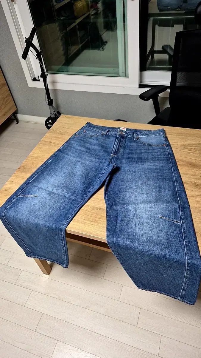 リーバイス バギー バレルフィット ライトブルー