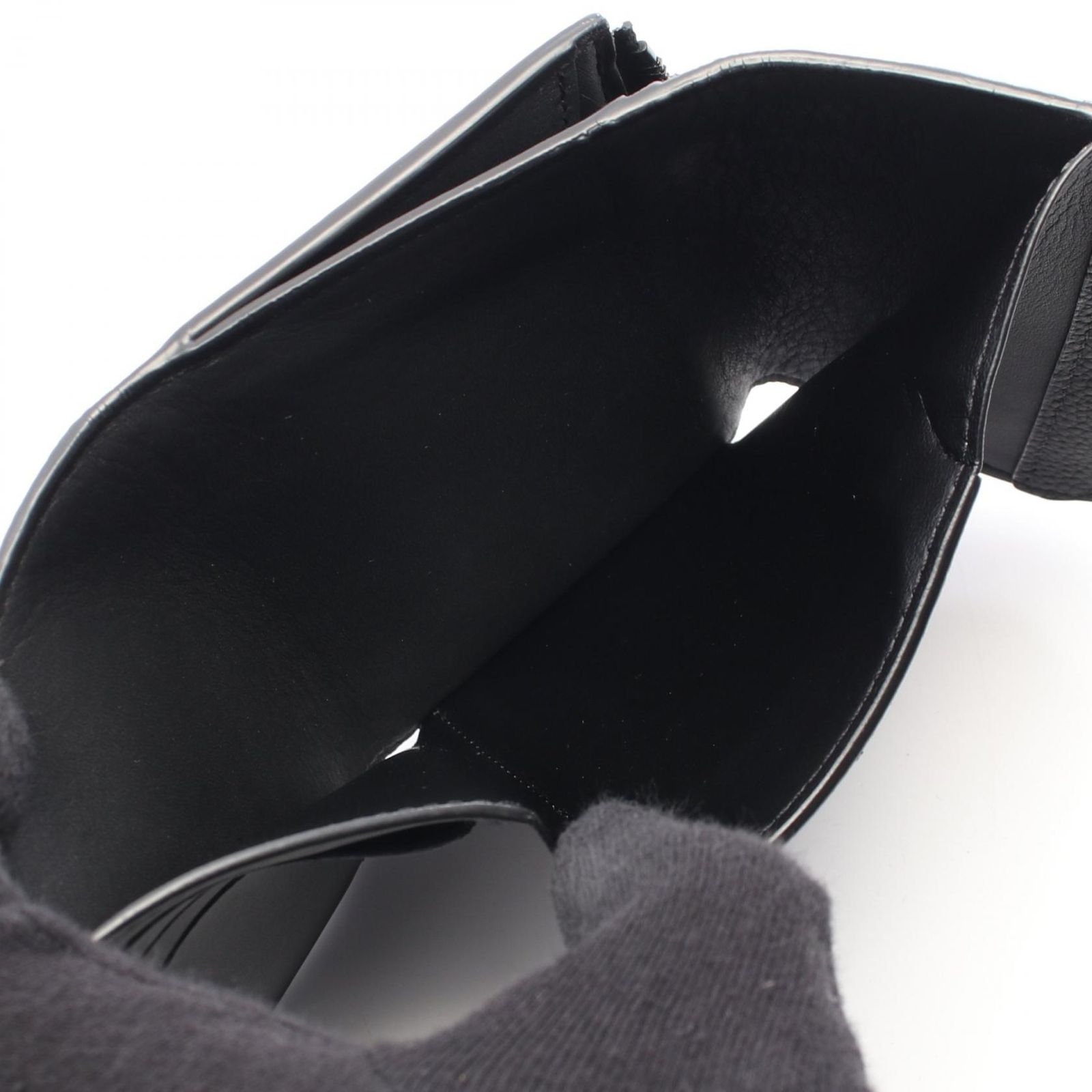 ルイ ヴィトン LOUIS VUITTON 三つ折り財布 ポルトフォイユ パイロット M 81740 ノワール レザー メンズ B