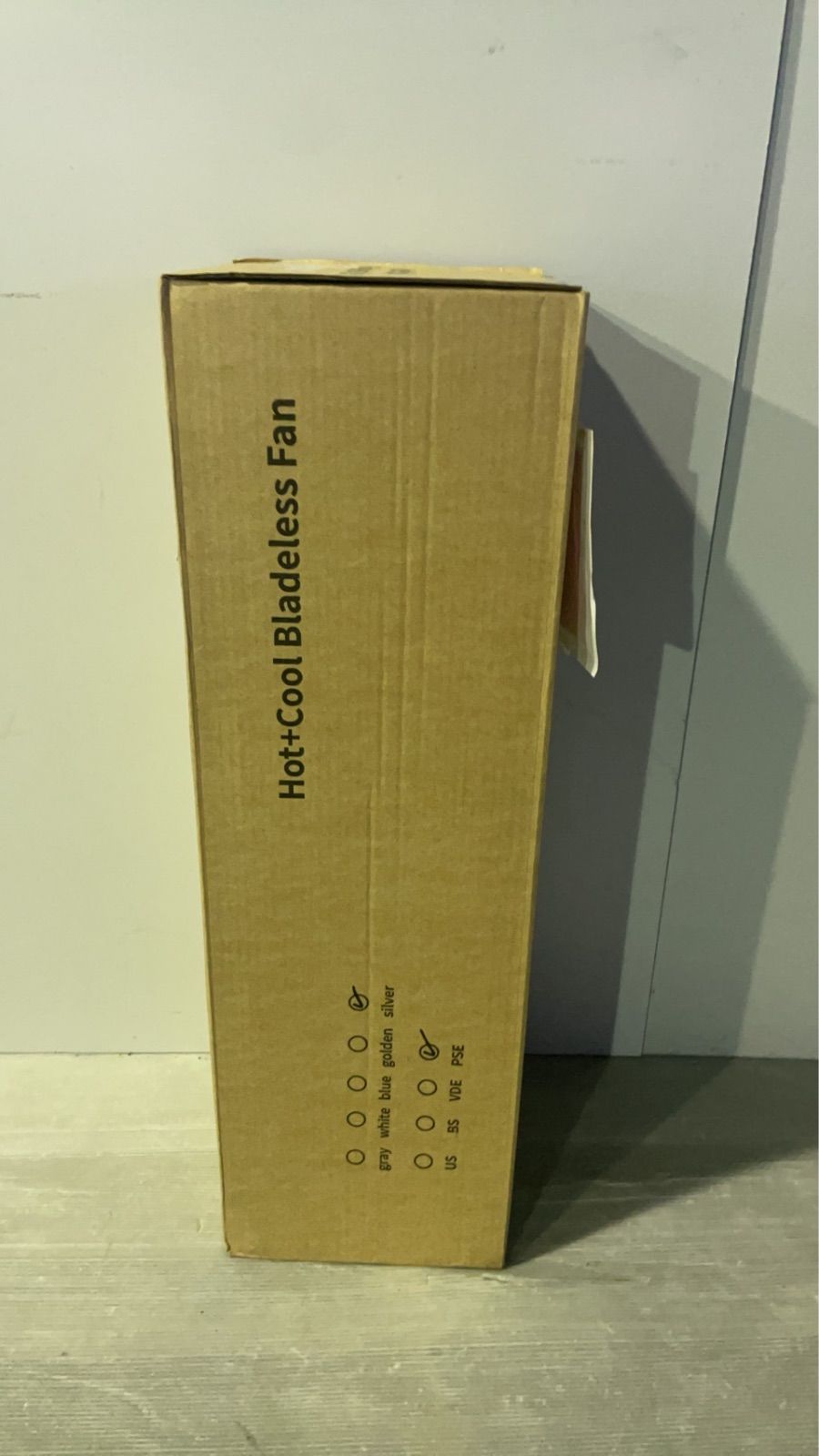 3段階温風と8段階冷風 100°首振り