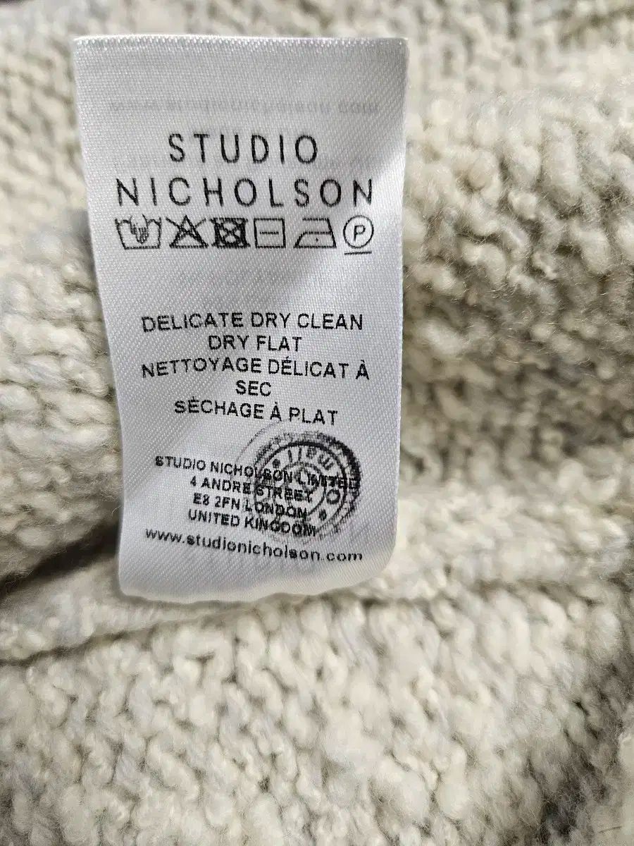 Nicholson スタジオニコルソン