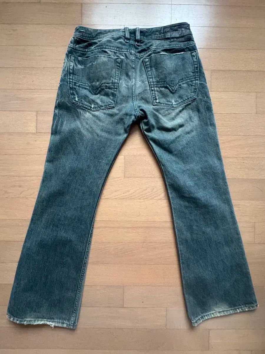 DIESEL ディーゼル ヴィンテージ ブーツカット デニムパンツ