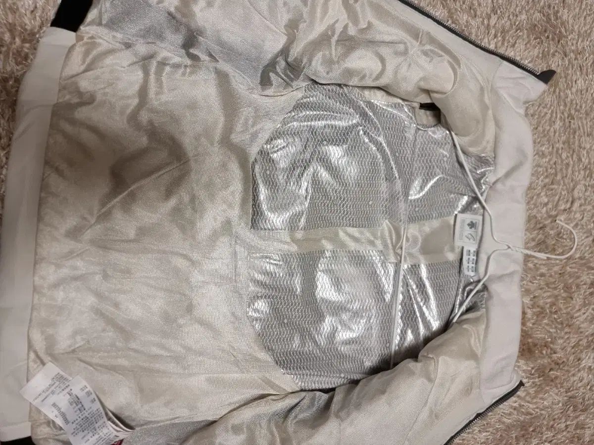 デサント 白 ダウン ニット ハイブリッド ジャケット LLC-HASEGAWATOSO_COM