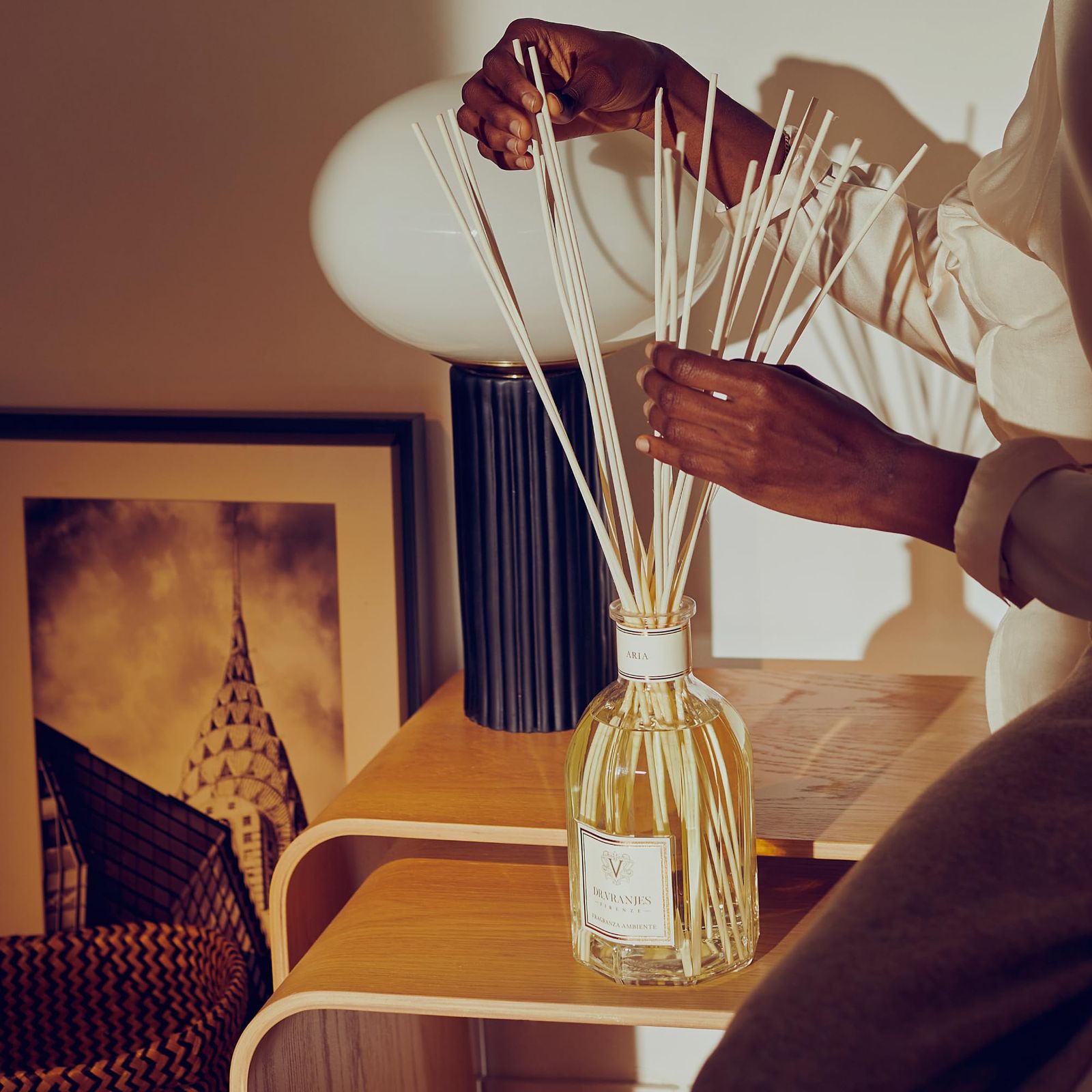 直営 DR. VRANJES ドットール ヴラニエス ディフューザー ARIA アリア 250ml ルームフレグランス リードディフューザー エレガントなオリジナルショッピングバッグ付き メイドインイタリア 軽やかなシトラスノート 透明感あふれるフレ