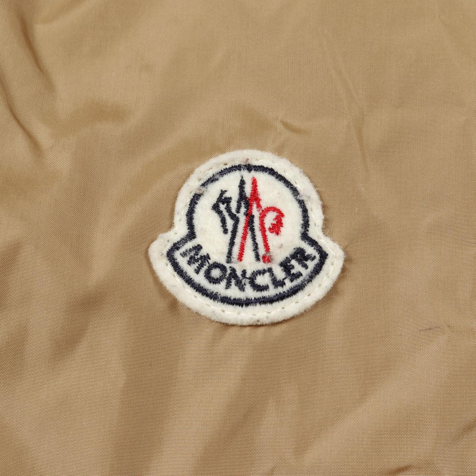 モンクレール MONCLER