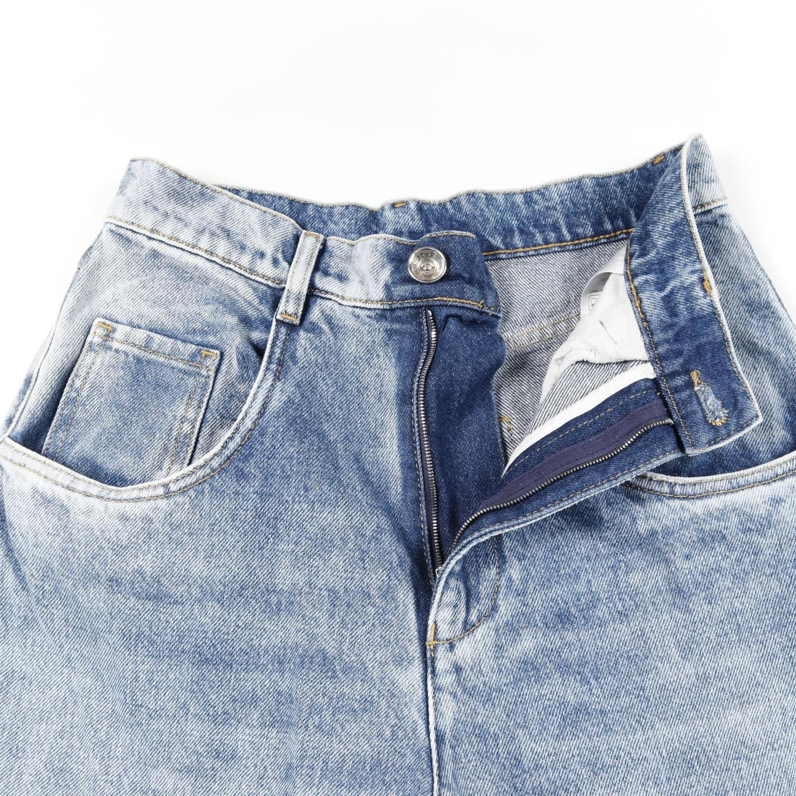 1 デニムパンツ