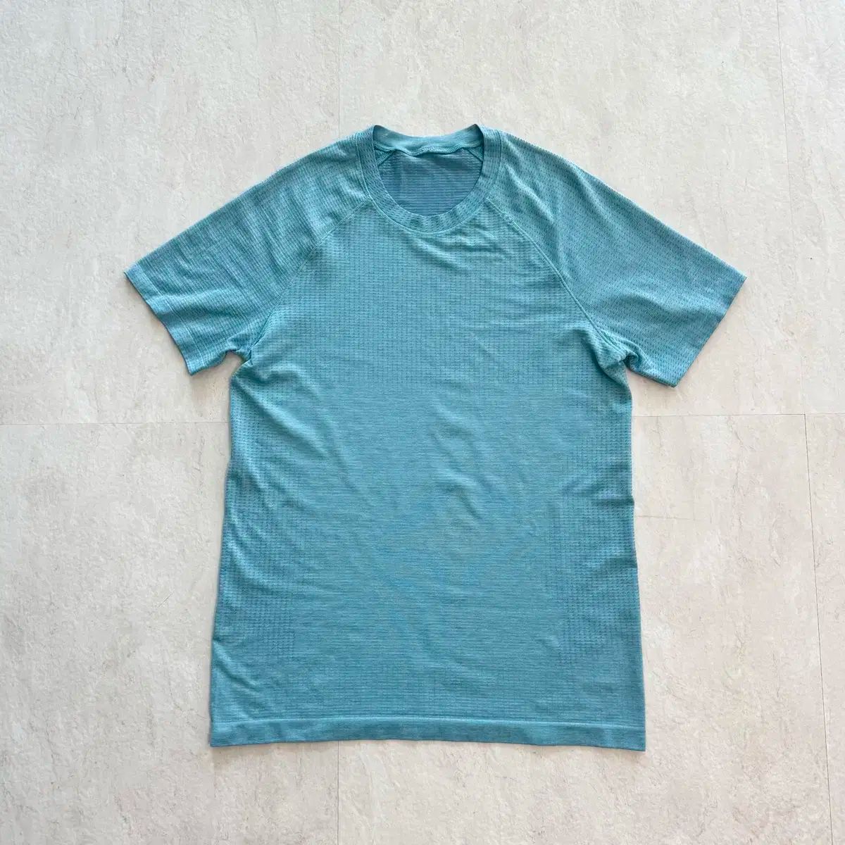 lululemon メタルベントテック ショートスリーブ