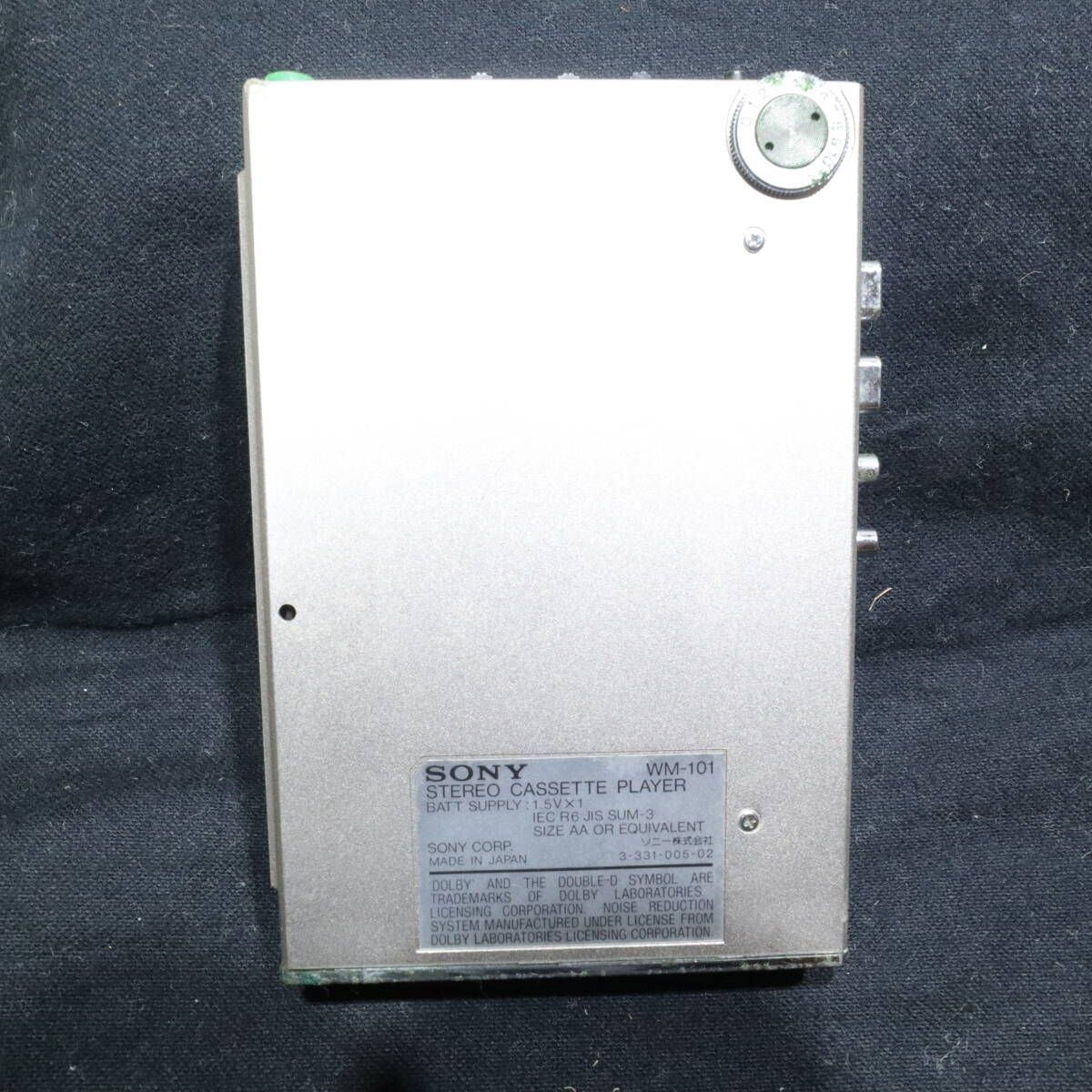  未通電 品 SONY ソニー WM-101 カセット ウォークマン WALKMAN ソフトカバー付き カセットプレーヤー ポータブルプレーヤー